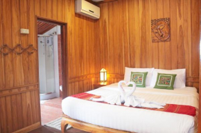  Apple Guesthouse  Луангпхабанг